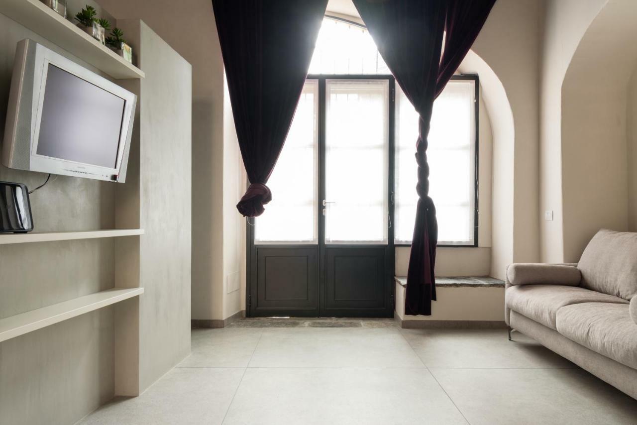 Apartamento Le Scuderie Di Sant'Ambrogio Milán Exterior foto