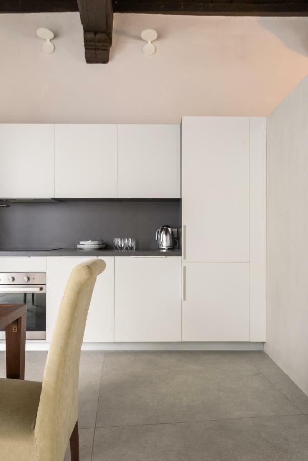 Apartamento Le Scuderie Di Sant'Ambrogio Milán Exterior foto